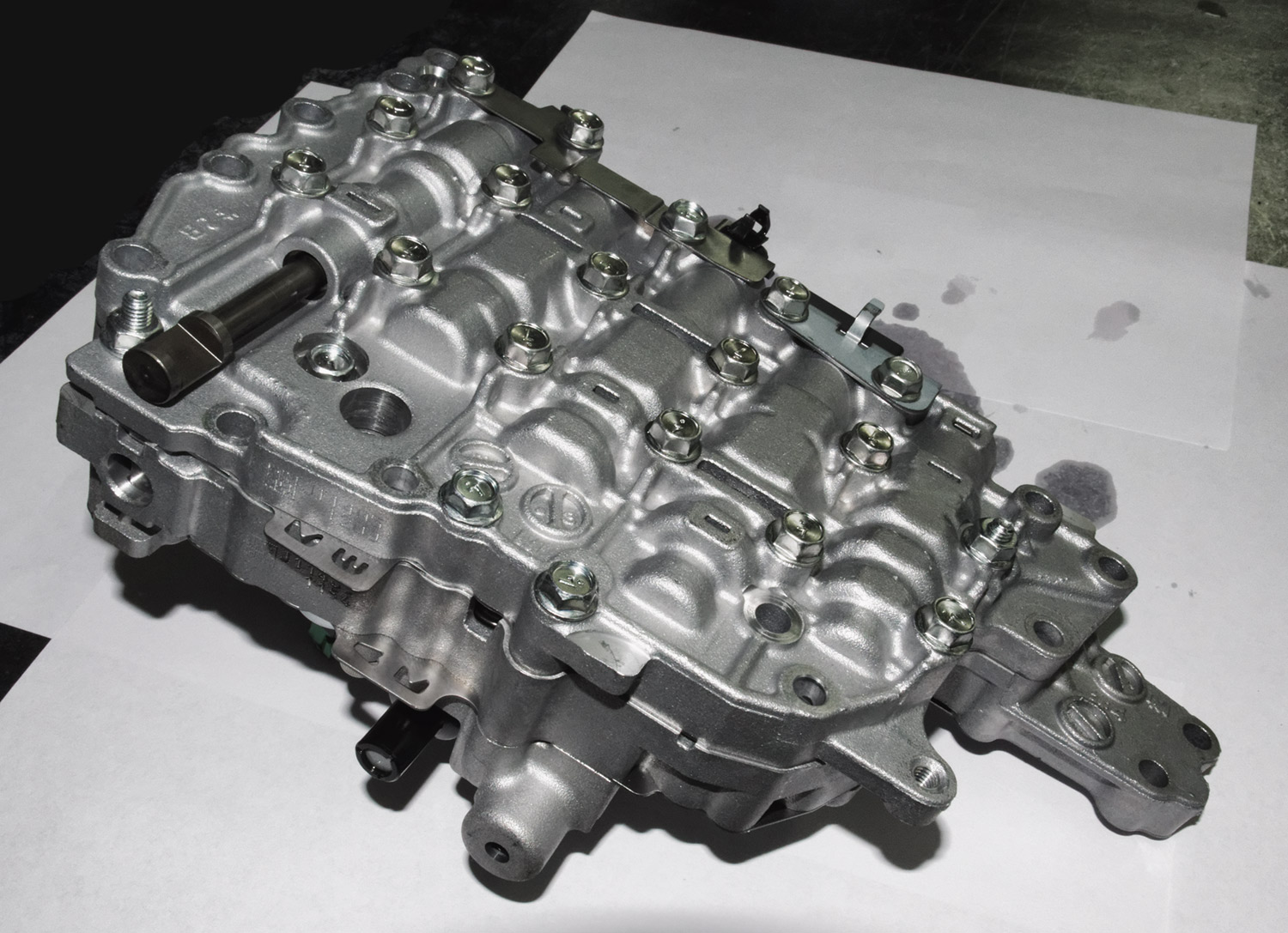 Нажмите для увеличения Гидроблок Nissan Teana