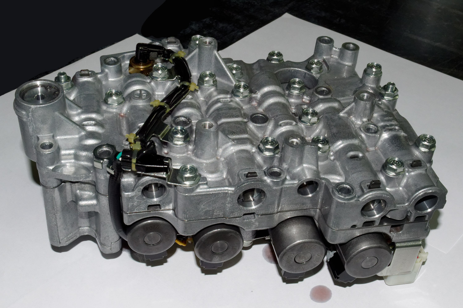 Нажмите для увеличения Гидроблок вариатора JF015E